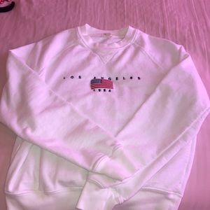 NWOT Brandy Melville Sweatshirt